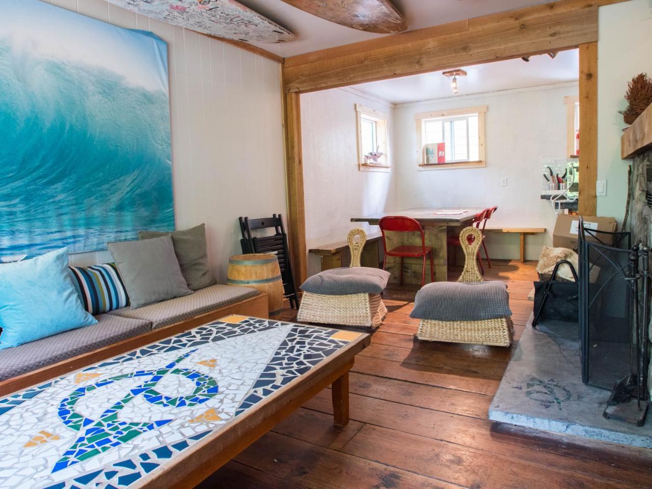 Surfs Inn Rainforest Cottages Ucluelet Ngoại thất bức ảnh